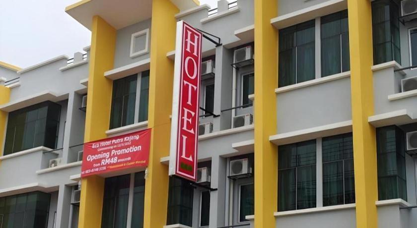 ECO Hotel Putra Kajang Exterior foto